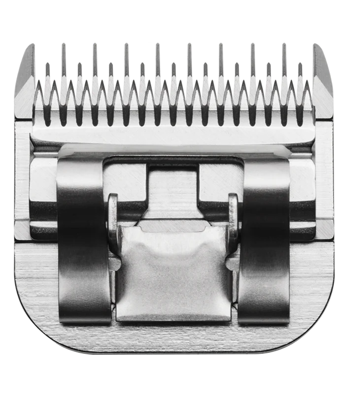 Andis Ultra Edge Detachable Blade - Size 4 Skip Tooth